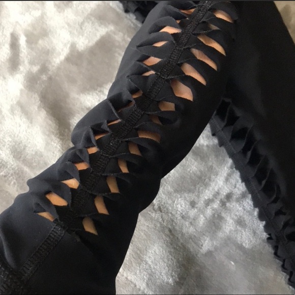 Alo Yoga Reform High Waist Legging- XS (Black) - Picture 5 of 7